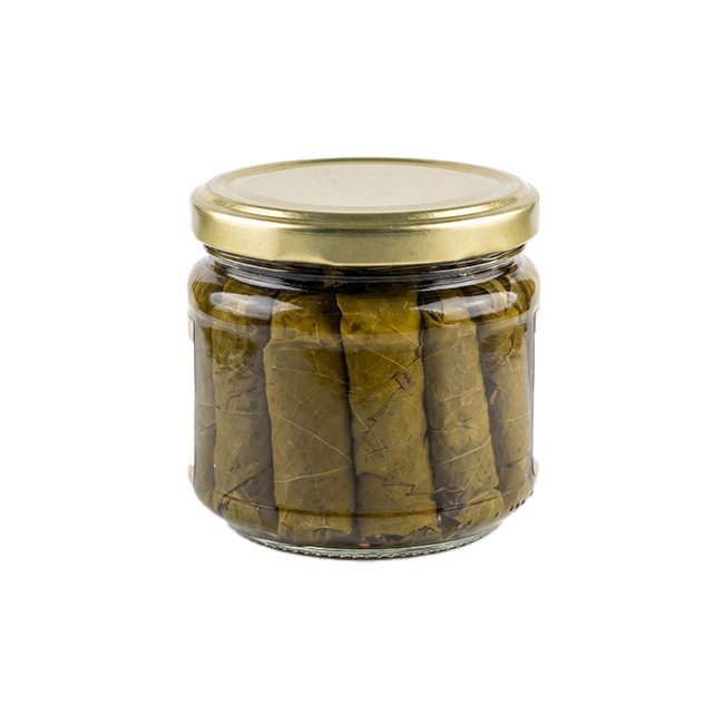 زرق عنب محشي لبنة